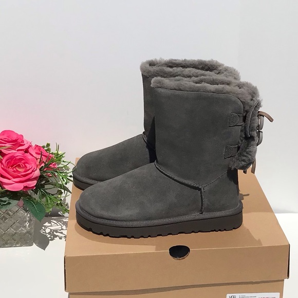 UGG Classic Double Bow Short Boot - Picture 9 of 9